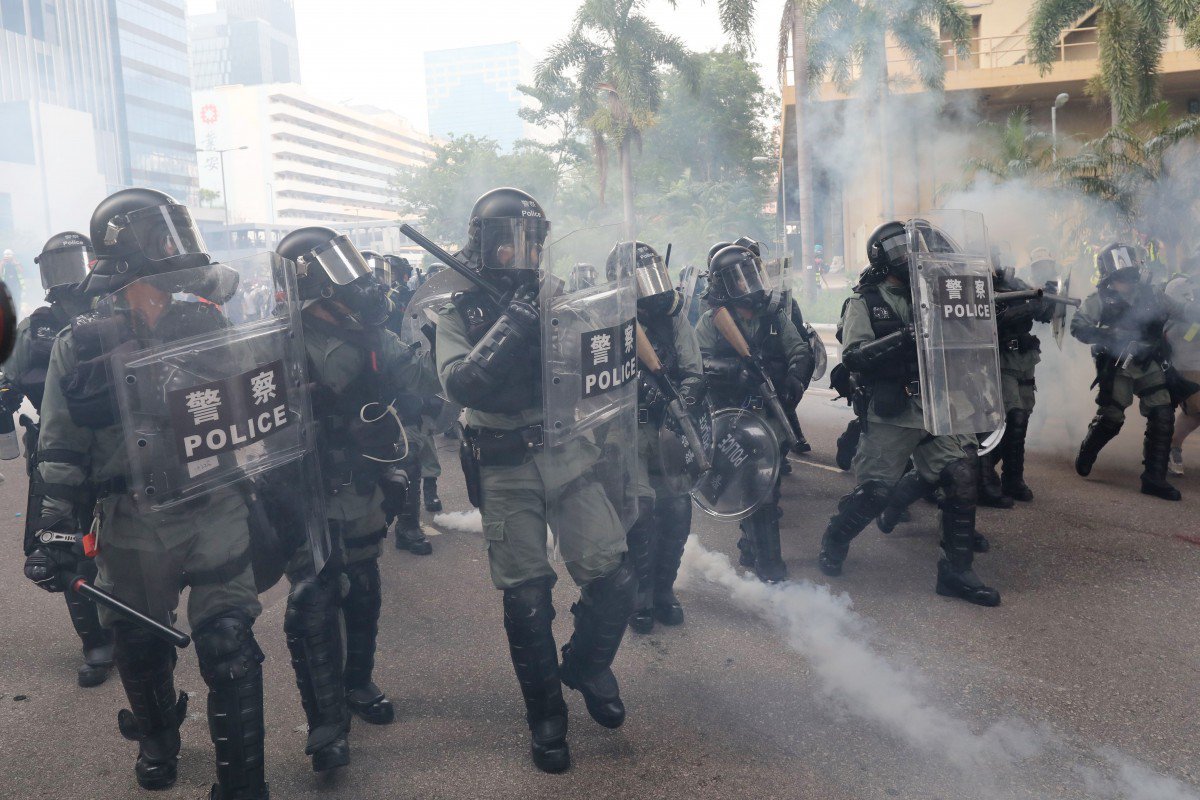 Political heavyweights say Beijing has right to intervene in Hong Kong