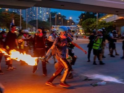 Hong Kong Officials Urge Calm While Warning of ‘Signs of Terror’
