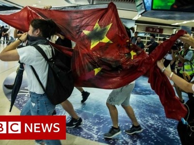China flag trampled in mall unrest