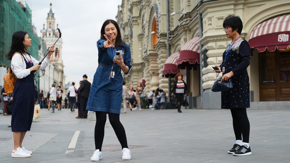 Chinese tourists spend $128bn overseas, splashing more cash in Belt & Road countries