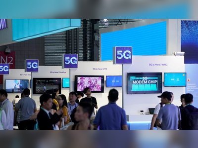 China rolls out 5G mobile phone technology before schedule
