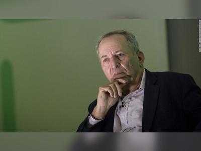 Larry Summers: Trump's trade war is a 'Stop, or I'll shoot myself in the foot' strategy