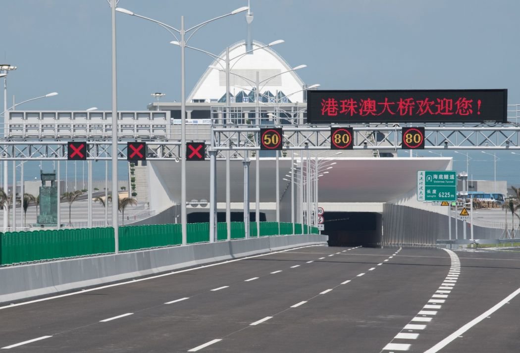 China police confirm Hong Kong man's arrest on mega bridge to Macau over alleged 2012 crime