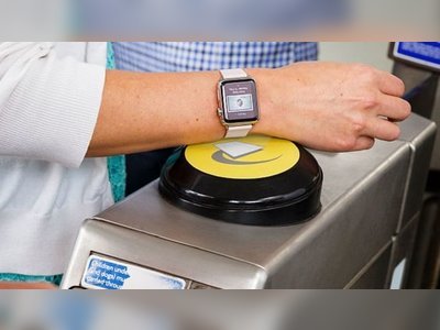 Apple Pay speeds up payments on London Underground