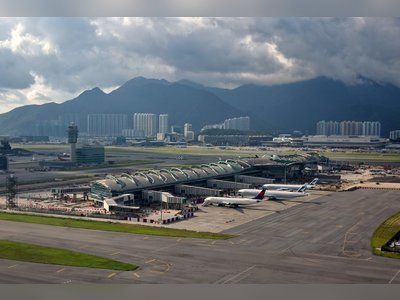 Hong Kong airport registers decline in passenger, cargo volume in restless 2019