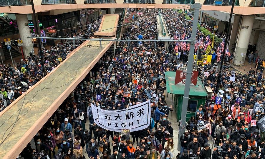 Tens of thousands in Hong Kong New Year’s rally