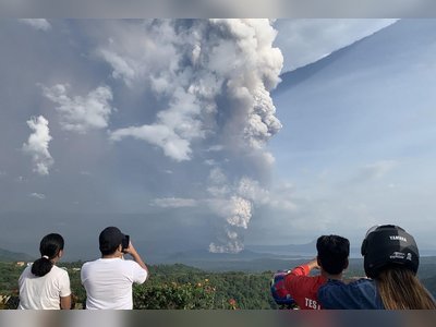 Taal Volcano eruption: Philippine nationals in Hong Kong worry about relatives’ safety as flights between city and Manila cancelled