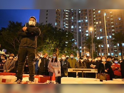 HK protesters firebomb possible quarantine center