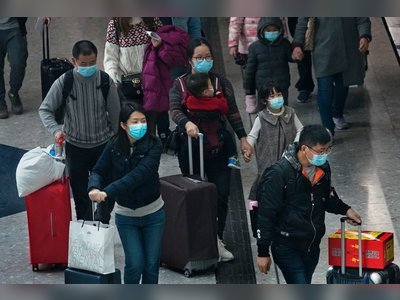 Hong Kong to cut rail links to stop coronavirus spread from China