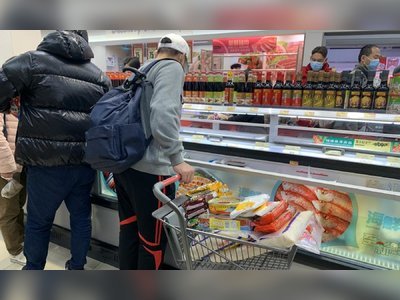 Virus-panic buying hits Hong Kong supermarkets