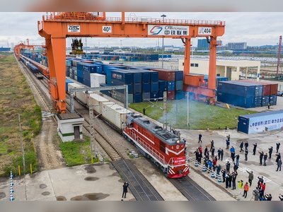 China-Europe freight train service resumed in Wuhan