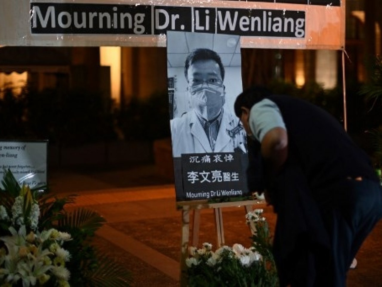 Wuhan police apologise to family of Dr Li Wenliang