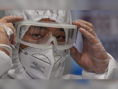 Chinese scientist advises people in Europe, US to wear face masks in public