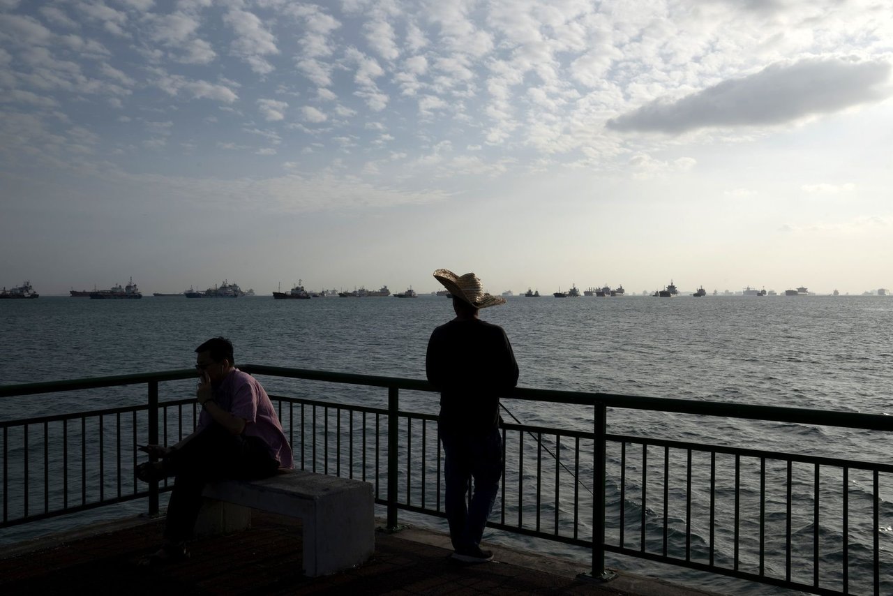 Singapore Coastline Packed With Ships Full of Oil No One Wants