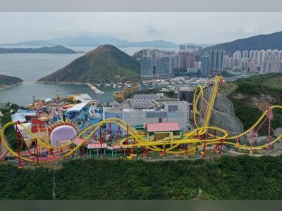 Ocean Park is not too big to fail. If anything, it has failed Hong Kong and we should shut it down