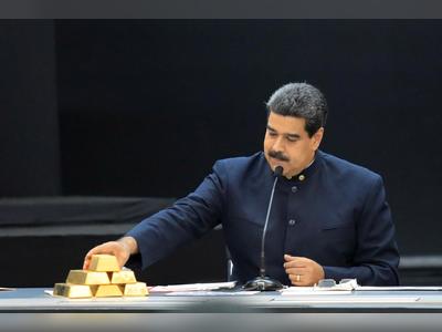 Venezuela's rival leaders begin tug-of-war over London gold