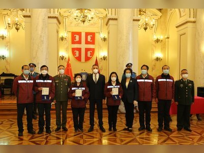 Chinese experts honored in Serbia