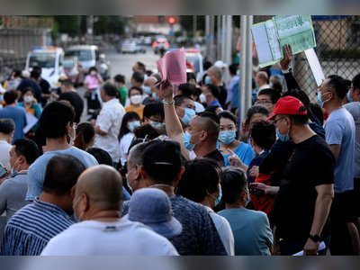 Beijing battles ‘explosive coronavirus outbreak’ as food market cases mount
