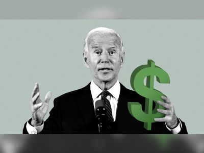 Biden's big economic plan plays it down the middle for Democrats
