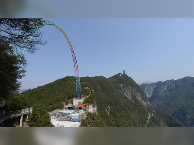 World's tallest swing opens in China