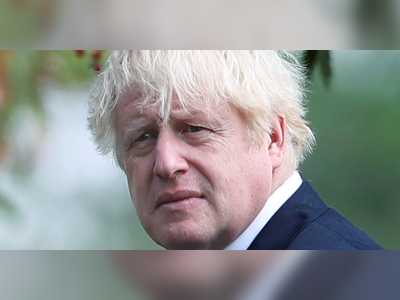 Boris Johnson plans to resign in 6 months because of lingering coronavirus health problems, according to Dominic Cummings' father-in-law