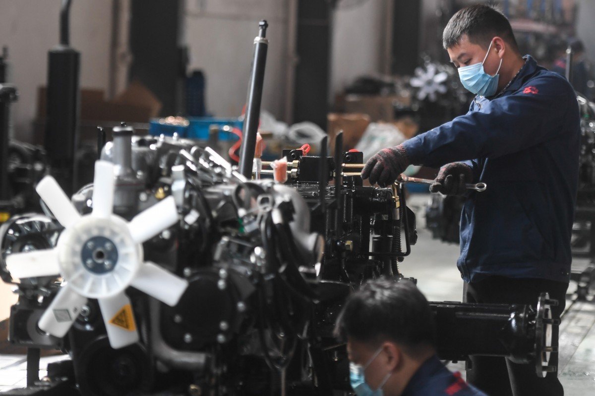 China economy loses steam amid weak demand, coronavirus and floods, analysts say