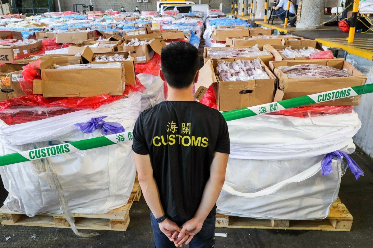 Hong Kong Customs Officers Arrest 13, Seize 160 Tonnes Of Contraband ...