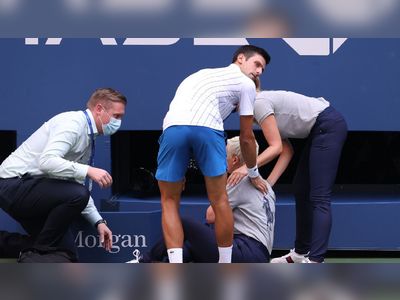Djokovic out of US Open after hitting line judge