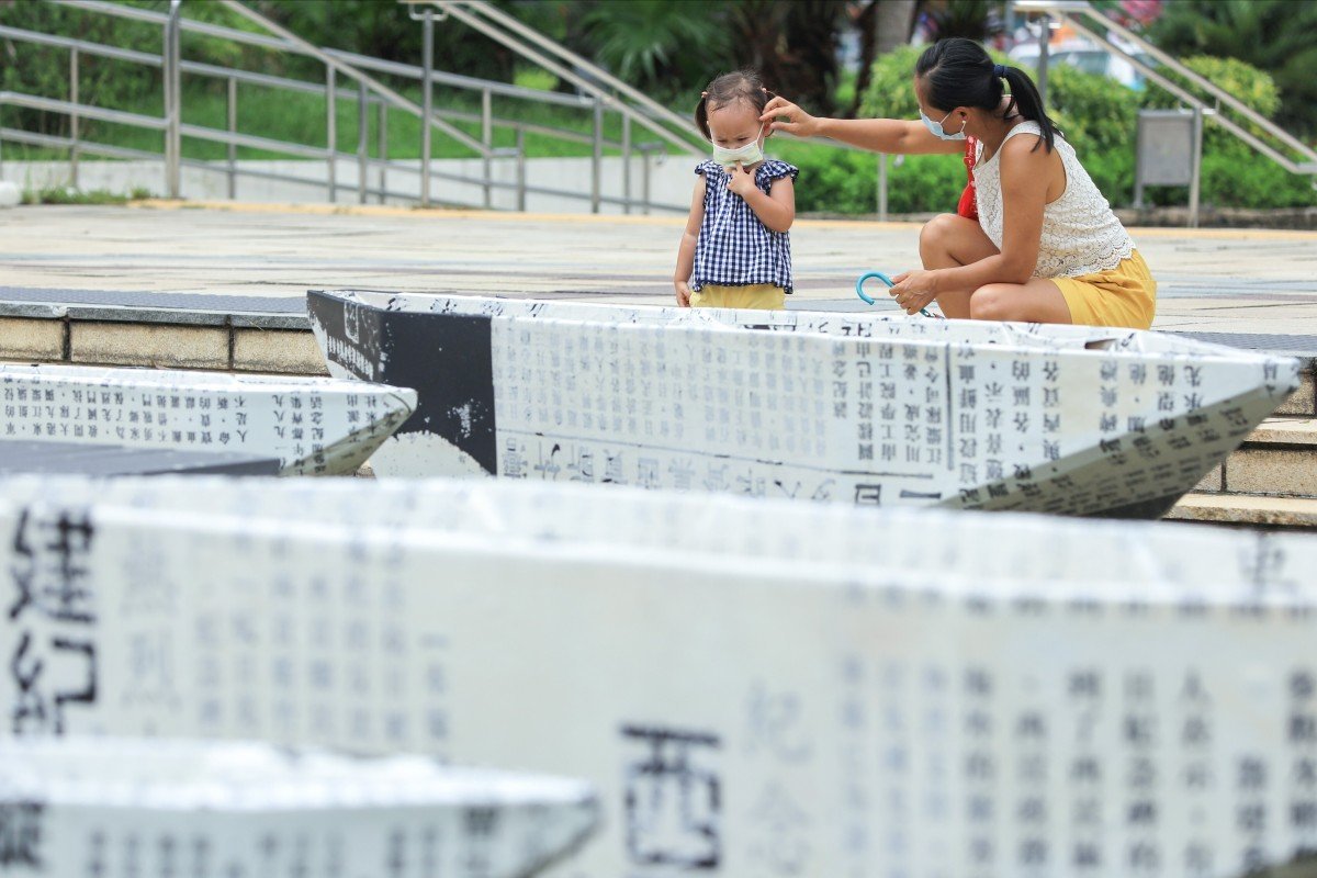 Hong Kong’s young mums want jobs, but opportunities few and far between