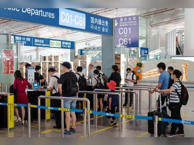 HK Stocks fall even as airline stocks rise on mainland travel rebound