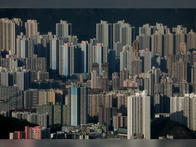 Home rents in Hong Kong extend drop as landlords pare yields amid recession