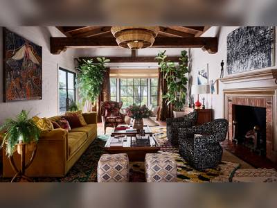 Inside Rainn Wilson’s Idyllic Spanish-Style Hacienda