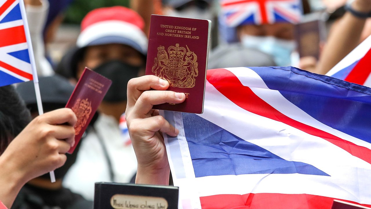 The UK is peddling a citizenship pipe dream to naive Hongkongers