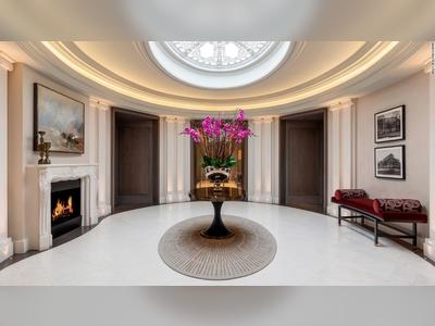 A London penthouse with access to an Oval Office just sold for $181 million