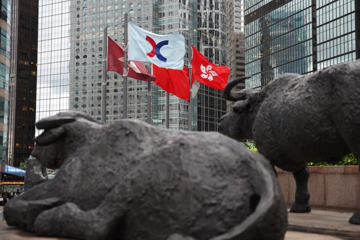 Hong Kong to launch settlement platform for overseas investors trading Chinese shares