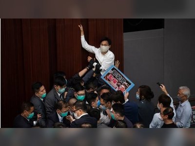 Hong Kong pro-democracy politicians arrested