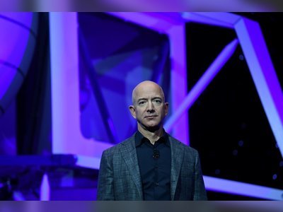 Billionaire Jeff Bezos’ Blue Origin ‘will take the first woman to the moon’