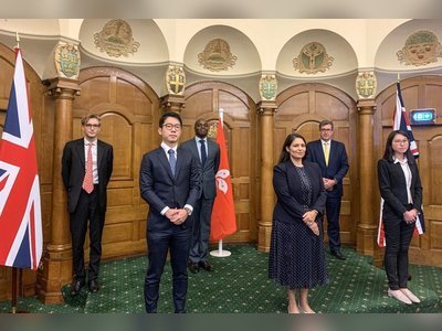 UK minister meets Hong Kong activists as she finalises BN(O) settlement plans