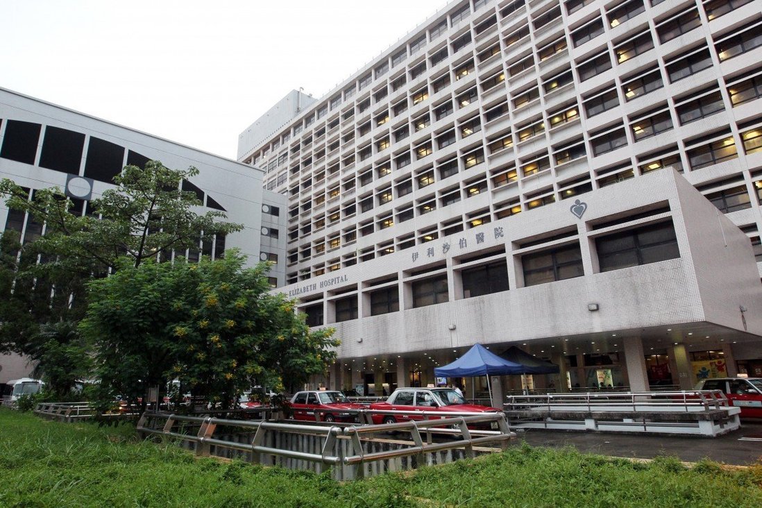 Police still hunting for Hong Kong Covid-19 patient after hospital escape