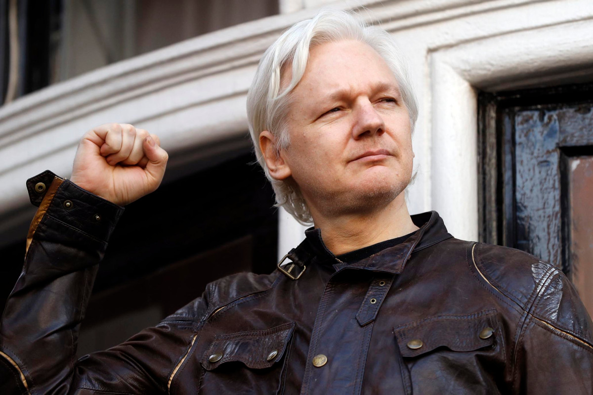 British Court Rejects U.S. Request To Extradite WikiLeaks Founder Julian Assange