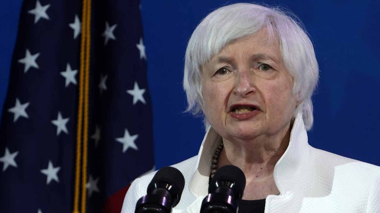 Yellen received $800G from hedge fund in Gamestop controversy; WH doesn't commit to recusal