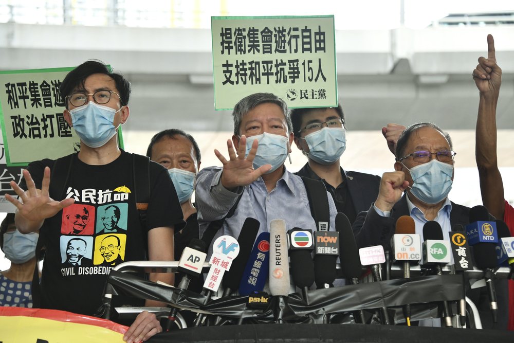 Hongkongers, world leaders denounce US violence