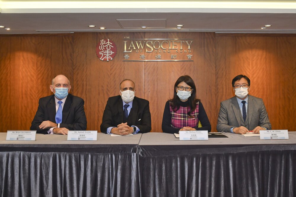Clients of closed law firm urge the return of HK$100 million