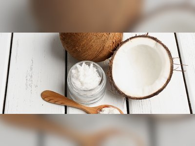 6 Ways to Add Coconut Oil to Your Daily Beauty Routine