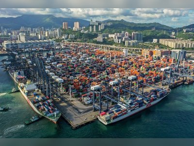 Controversial alliance, fresh fruits may help Hong Kong regain port glory