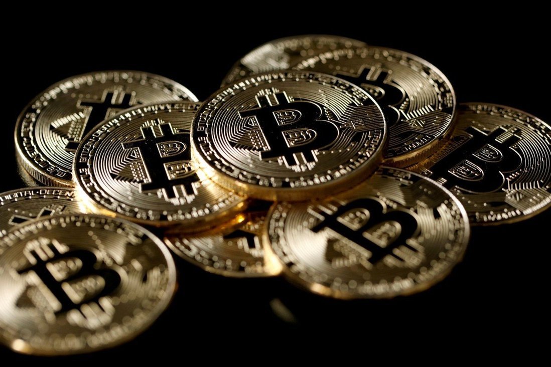Hong Kong robbers steal HK$3 million in bitcoin from trader they ditch on hillside