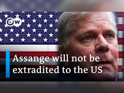 WikiLeaks founder Julian Assange extradition blocked by British judge