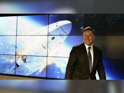 Pentagon Awards Elon Musk's SpaceX Over $159 Million in 'Competitive' Space Launch Contract