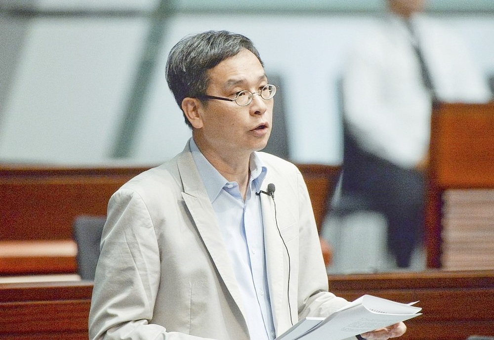 Hard to decide whether to run in the Legco election again, says Ip Kin-yuen