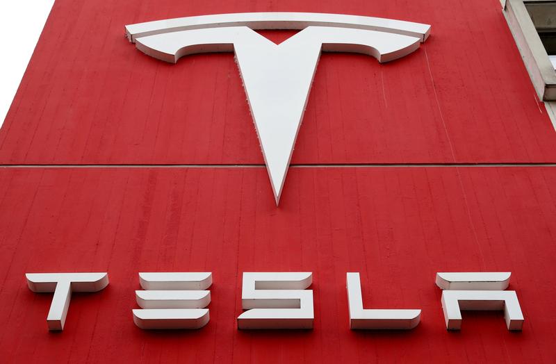 Tesla loses more than $244 billion in a month as rally fizzles